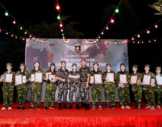 Khoá đào tạo trại huấn luyện doanh nhân kim cương Diamond Camp